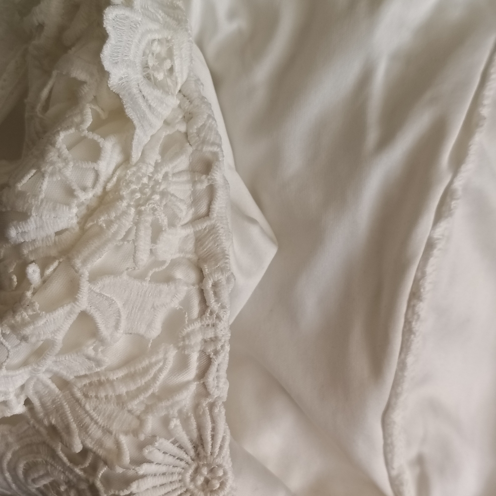 Lulus White Floral Lace Mini Dress Size XS – Like New - Picture 13 of 15